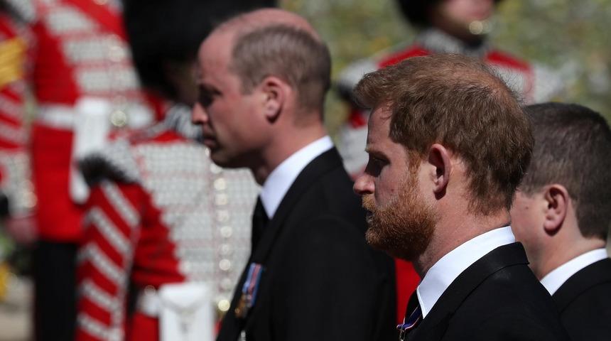 Prens Philip'in cenazesi: Prens William ve Harry aylar sonra bir araya geldi
