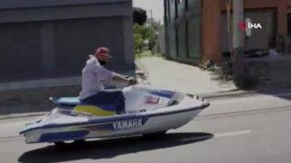 Tayland’da otobanda giden jet skiyi görenler şaşkına döndü