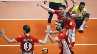 Fenerbahçe HDI Sigorta, seride 2-1 geriye düştü!