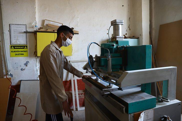 Meslek liseliler üretimleriyle ihtiyaç sahibi ailelere yardım ediyor G1