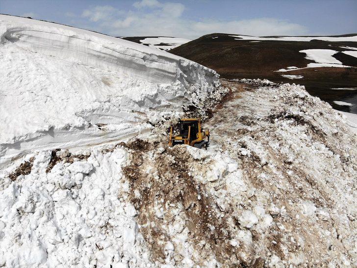 Ağrı'da 6 aydır kapalı olan Balık Gölü ile çevre köy yolları ulaşıma açıldı G2