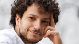 Nejat Uygur kimdir, kaç yaşında ve aslen nereli? Kağıt Ev Mert kimdir?