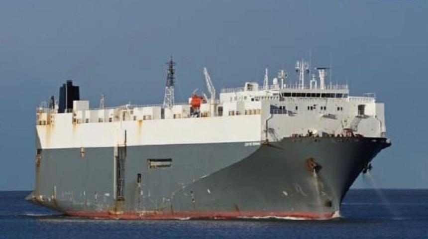 Tuzla'da gemi karaya oturdu