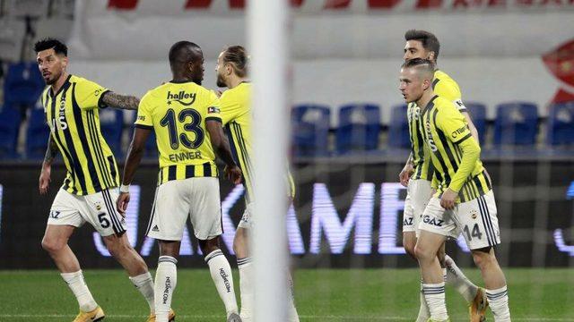 Emre Belözoğlu'ndan sihirli dokunuş!