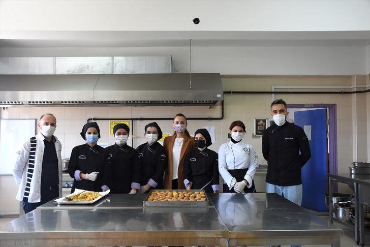 Meslek lisesinde pişirilen yemekler ihtiyaç sahiplerinin iftar sofralarını lezzetlendiriyor G4