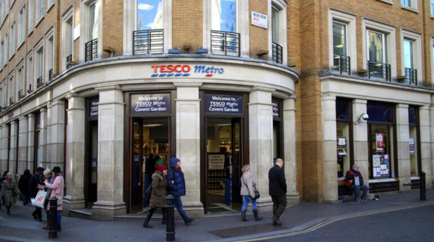 İngiltere'de Tesco kasasız marketini hizmete açtı