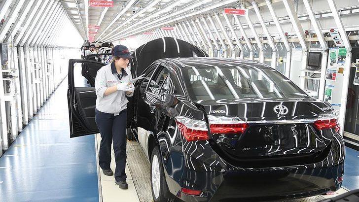 Otomobil fiyatları ne kadar? İşte Fiat, Toyota, Renault, Nissan araç fiyatları ...