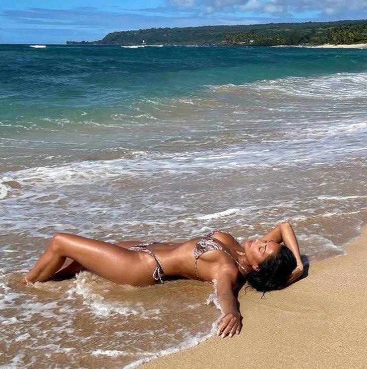 Nicole Scherzinger, Hawaii tatilinin tadını çıkarıyor G4