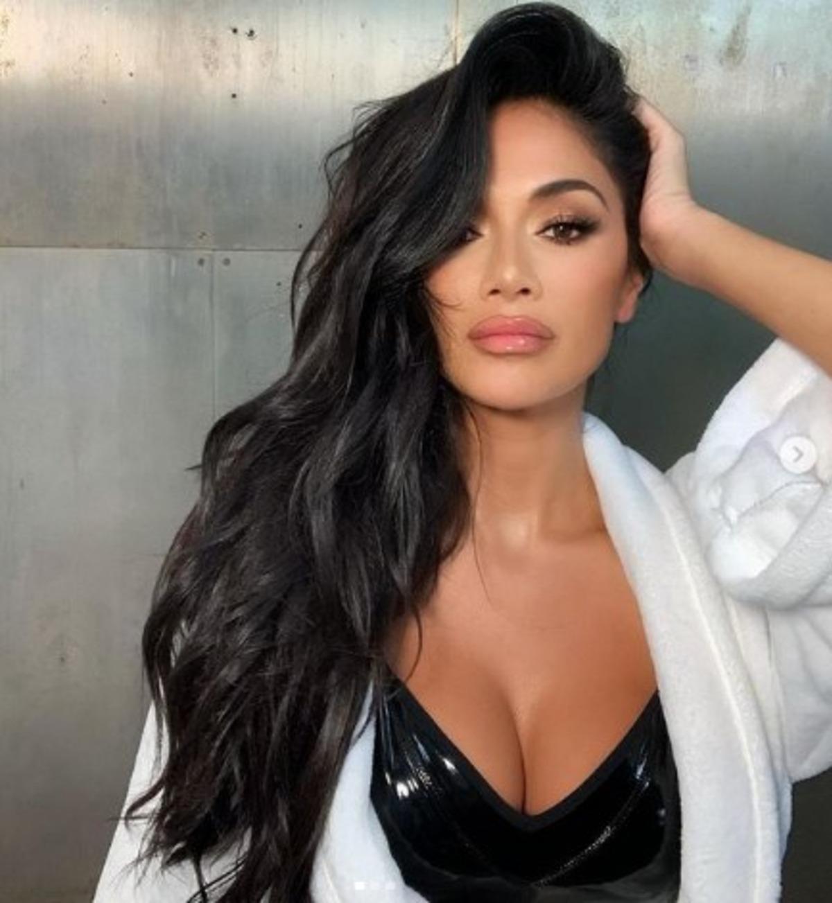 Nicole Scherzinger, Hawaii tatilinin tadını &ccedil;ıkarıyor