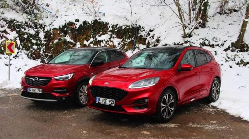 Yeni 2021 Ford Kuga 1.5 Ecoblue AT8 vs 2021 Opel Grandland X 1.5 AT8 tarafını Seç! 