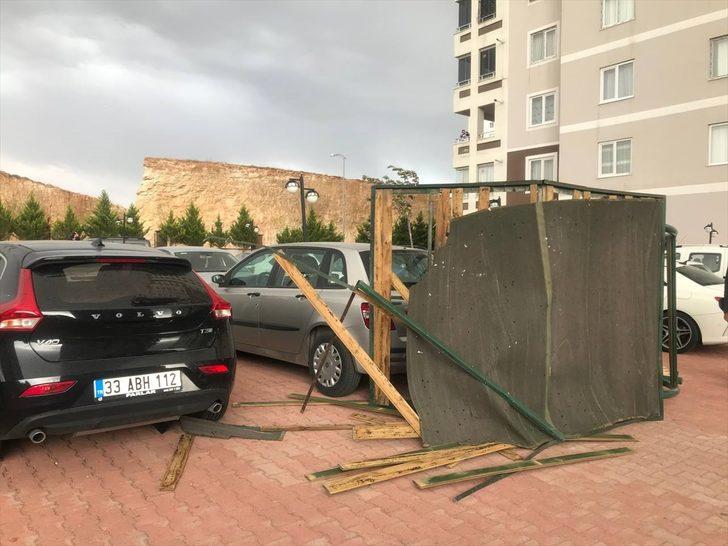 Gaziantep'te rüzgar hasara neden oldu G3