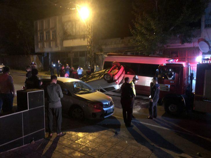Kahramanmaraş'ta takla atan otomobildeki  2 kişi yaralandı G1