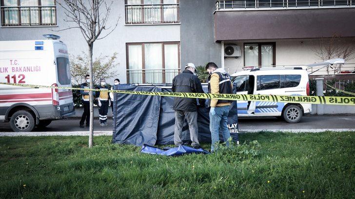 GÜNCELLEME - Bursa'da ayrı yaşadığı eşini parkta öldürüp evine kaçan şüpheli yaklaşık 2 saat silahıyla polise direndi G3