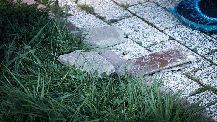 GÜNCELLEME - Bursa'da ayrı yaşadığı eşini parkta öldürüp evine kaçan şüpheli yaklaşık 2 saat silahıyla polise direndi G5