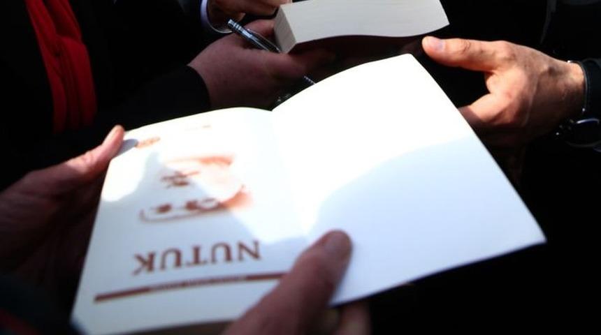Nutuk'un okullarda dağıtılmasına izin vermeyen &Ccedil;amlıyayla İl&ccedil;e Milli Eğitim M&uuml;d&uuml;r&uuml; g&ouml;revden alındı