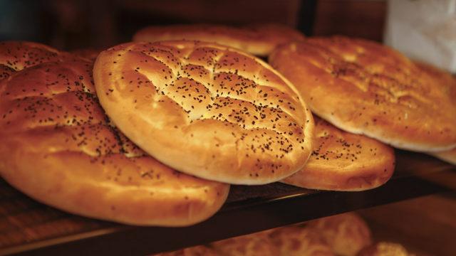 Tam buğday unlu Ramazan pidesi tarifi ile tokluk süreniz uzayacak!