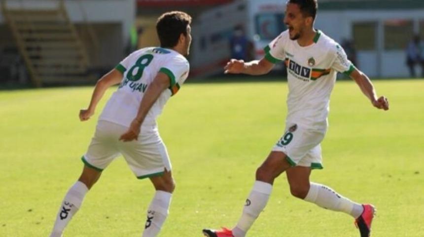 Salih Uçan: İleriye dönük planlarım var