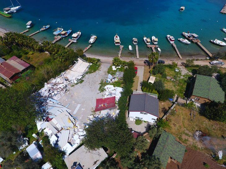 Muğla'daki Akbük Koyu'nda kaçak yapıların yıkımının birinci etabı tamamlandı G5