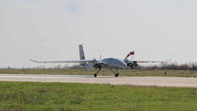 Akıncı silahlandı! Bayraktar Akıncı TİHA ilk atış testini başarıyla tamamladı