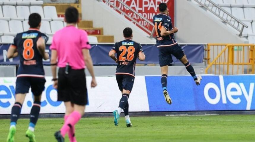 MAÇ ÖZETİ | Kasımpaşa 0-1 Başakşehir