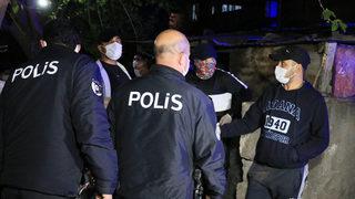 Babasını ve ağabeyini öldürdü, polise teslim oldu