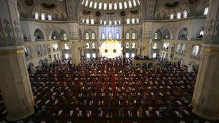 İSTANBUL CUMA NAMAZI SAATİ 10 Mart 2023: Cuma namazı saat kaçta? İşte Diyanet'in açıkladığı Ankara, İzmir, İstanbul Cuma namazı vakitleri...