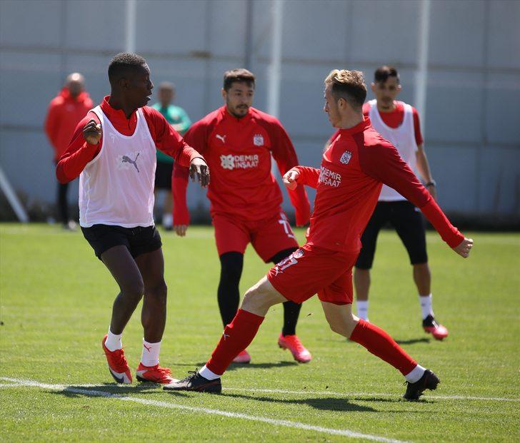 Sivasspor, Denizlispor maçının hazırlıklarını tamamladı G3