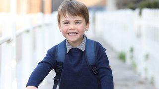 Prens Louis üç yaşında! Fotoğraflarını annesi çekti