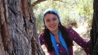 Gizem Karaca'nın karavan pozları nefes kesti