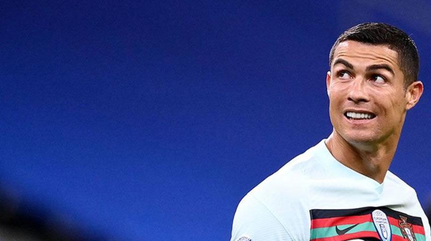 Ronaldo Manchester United'a d&ouml;n&uuml;yor