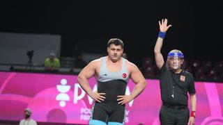 Rıza Kayaalp finalde