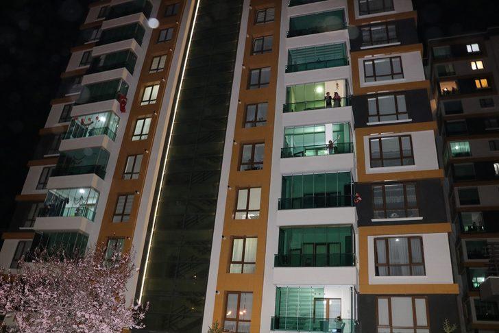 Yozgat'ta lise öğrencilerinin "bayrak" hassasiyeti G1