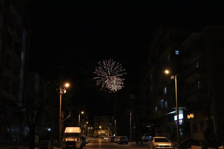 Yozgat'ta lise öğrencilerinin "bayrak" hassasiyeti G5