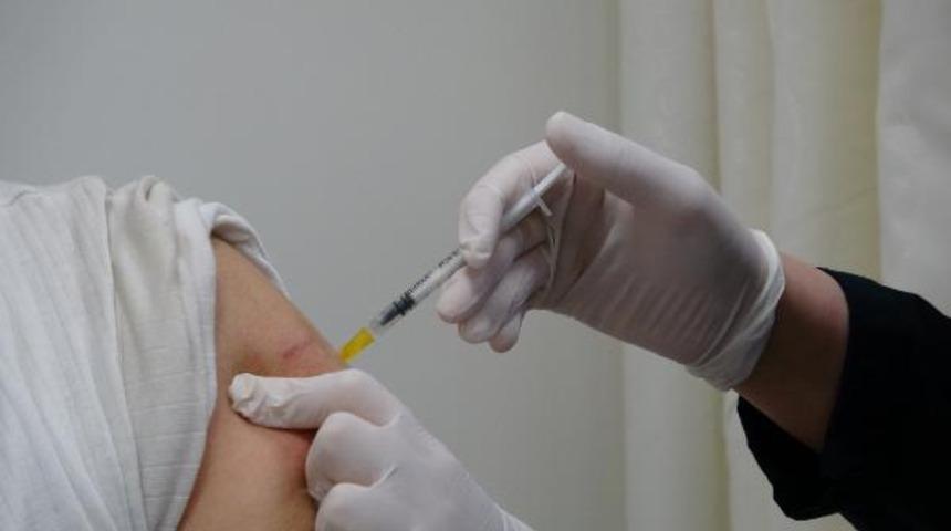 Romatizma hastalarına koronavirüs aşısı uyarısı