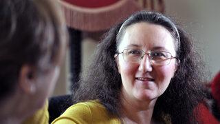 Bitkisel hayata girip hafızası silinen kızına, her şeyi yeniden öğretti