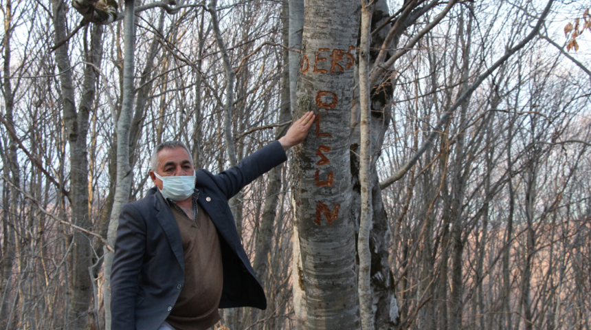 Köyün su borusunu kırıp, ağaca 'Ders olsun' yazmışlar