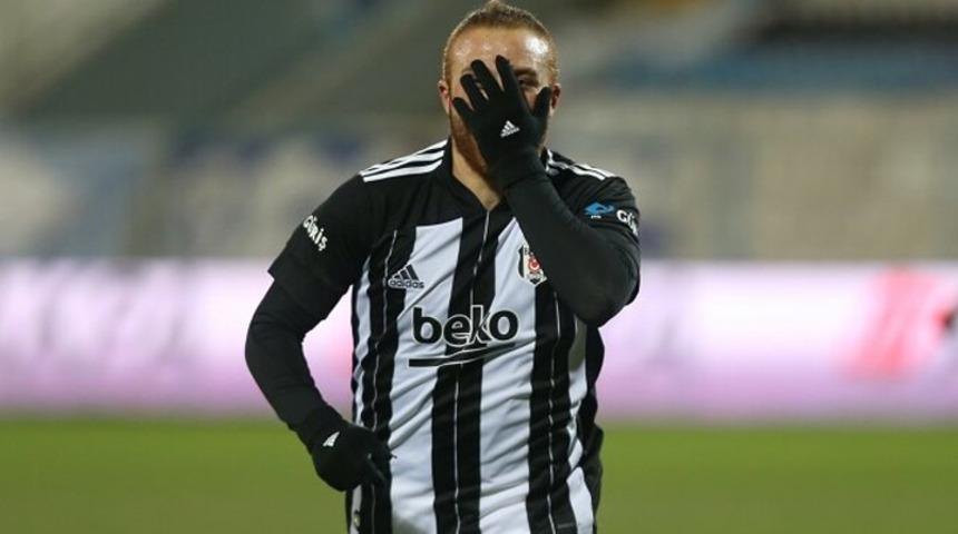 Gökhan Töre kariyerinde 2. kez forvet oynayacak