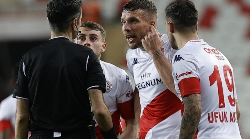 Antalyaspor'da Galatasaray sonrası hakem tepkisi