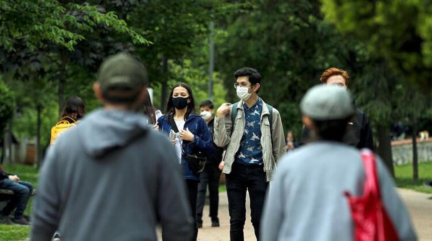 65 yaş &uuml;st&uuml; ve 18 yaş altı yasaklar kalkar mı? 65 yaş &uuml;st&uuml; ve 20 yaş altı sokağa &ccedil;ıkma yasağı ne zaman kalkacak?