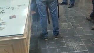 Sivil polisleri 'Abi gelin, oyun var' diye içeri çağırdılar, bedeli ağır oldu