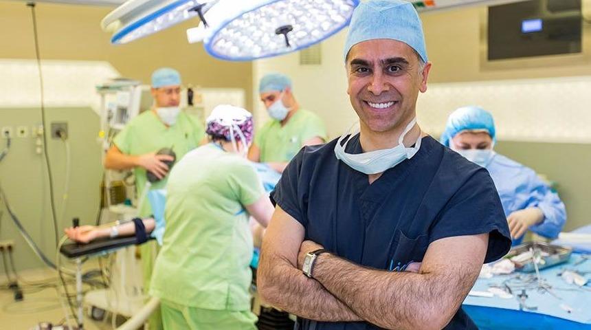 Prof. Dr. Murat Aksoy kimdir, kaç yaşında ve evli mi? Canlı yayında sağlık dağıtıyor…