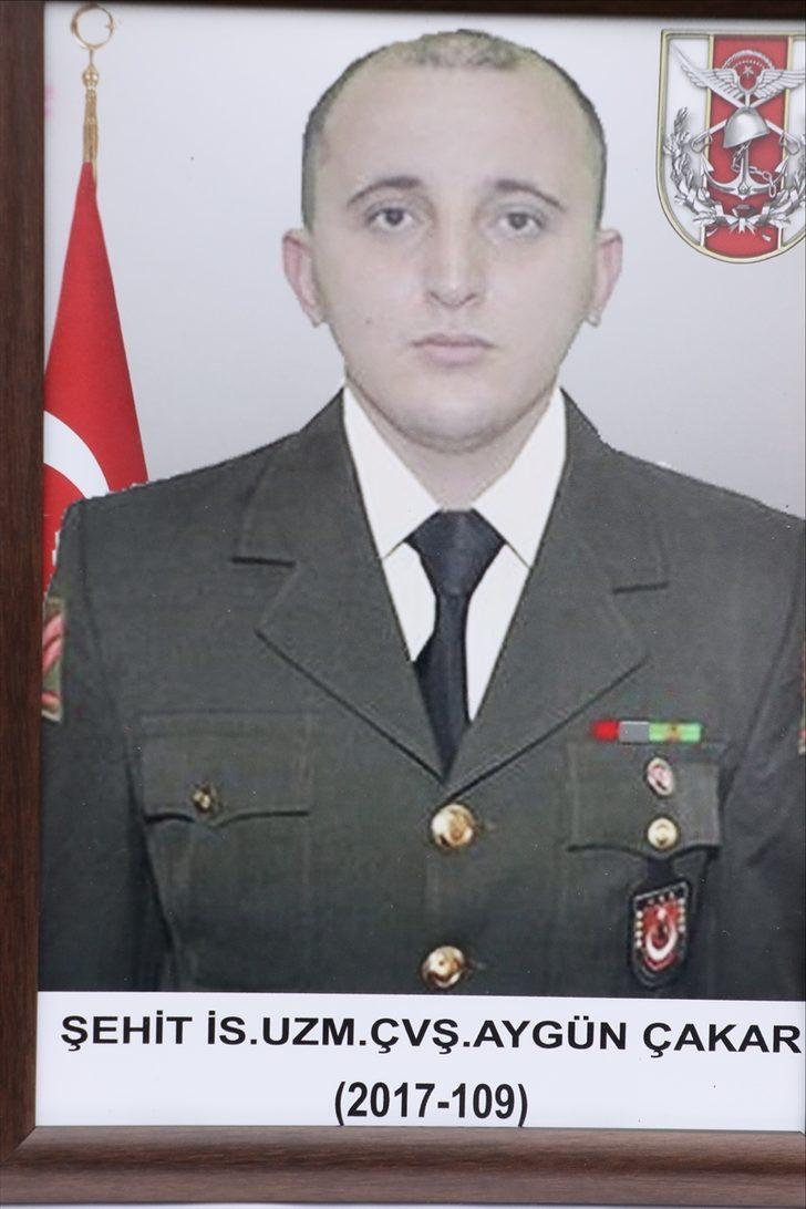 Şehit Uzman Çavuş Aygün Çakar'ın cenazesi Samsun'da toprağa verildi G3