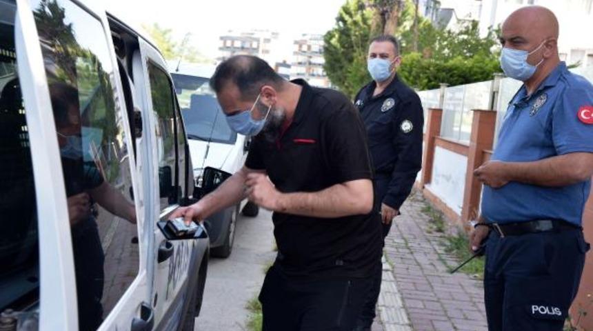 Dehşete düşüren olay! Ayrılmak istemeyen erkek arkadaşını bıçakladı