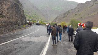 Son Dakika: Hakkari'de askeri araç kaza yaptı