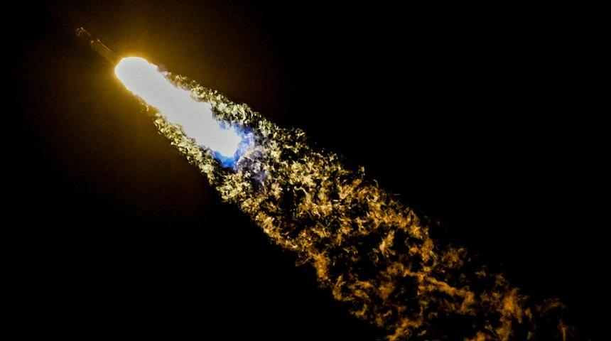 SpaceX'in uzay görevinde 'UFO' uyarısı