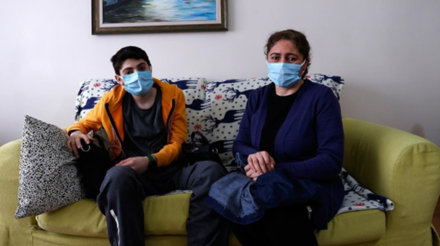 İki yapay kalple hayata tutunan Arda, sağlığına kavuşmak için kalp nakli bekliyor