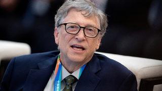 Bill Gates'ten aşı açıklaması: 10 yıl sürer!