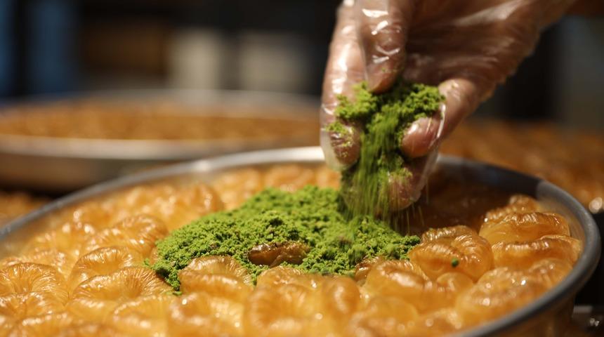 Baklavanın tahtı sallandı! Gaziantepliler, Ramazan’da tatlı tercihini ‘Bülbül Yuvası’ndan yana kullandı