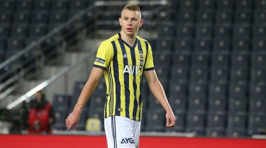 Sevilla, Fenerbahçeli Attila Szalai'nin peşinde
