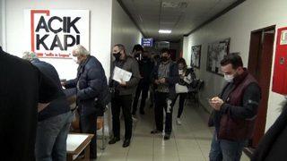 Tam kapanma öncesi seyahat belgesi kuyruğu!